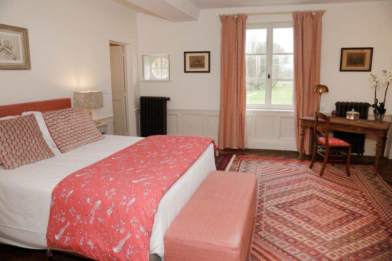 Bed and Breakfast Domaine Du Plessis Le Plessis-Luzarches Esterno foto